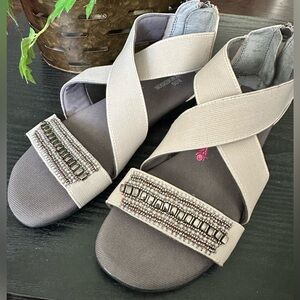 NWOT ROS HOMMERSON  Mara Beaded Criss Cross Beige Sandals Zip Back Size …